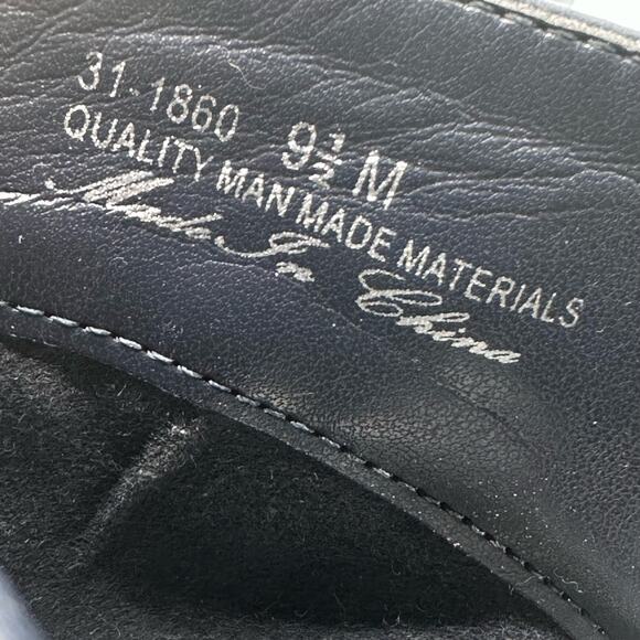 Easy Street WMNs Laser Cutout Dakota Sandals US 9 1/2 Heeled Side Zipper Buckle - Picture 8 of 8